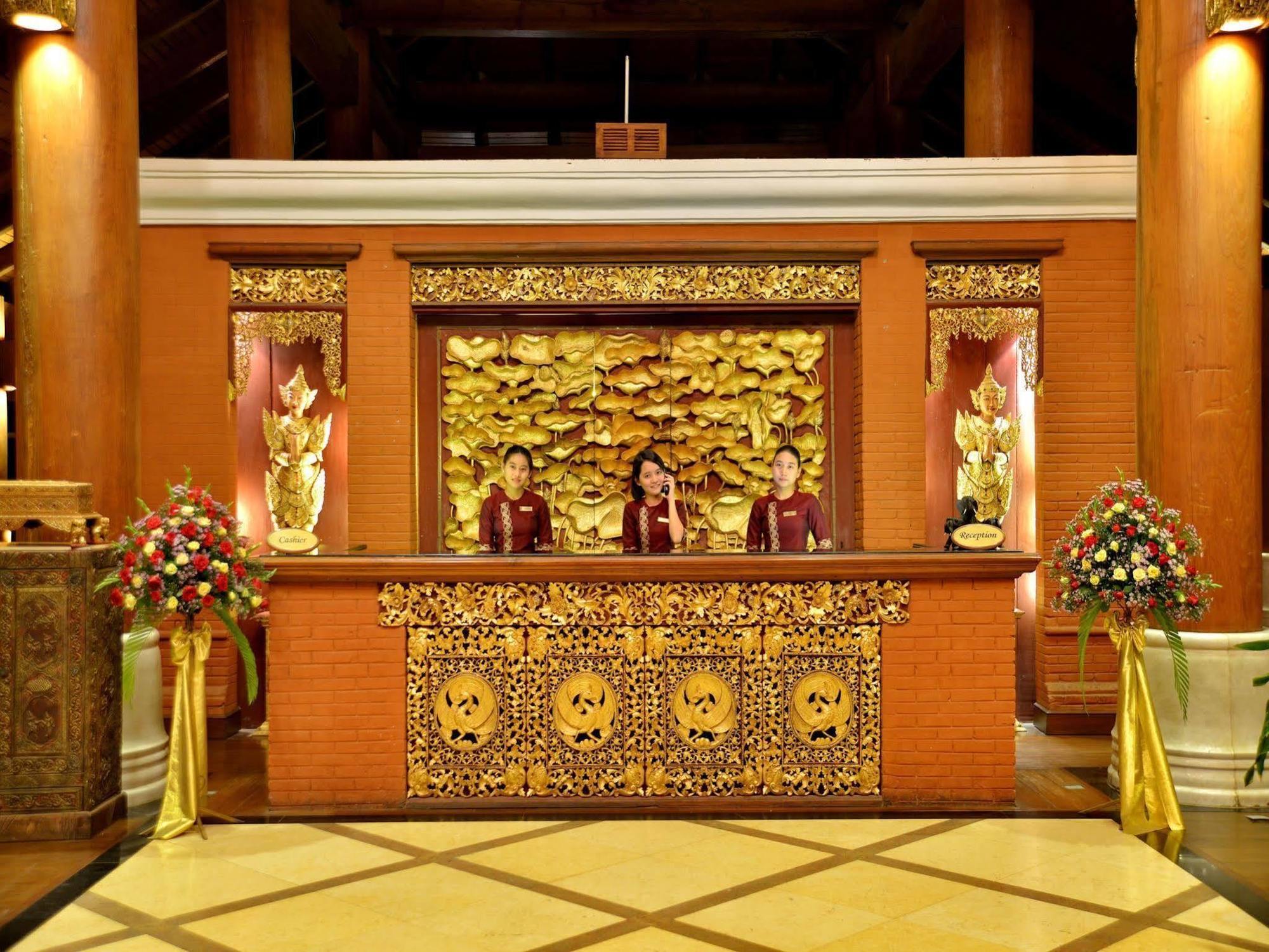 Aureum Palace Hotel & Resort Bagan Nyaung-U Екстер'єр фото